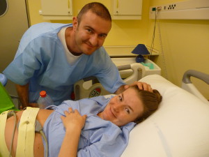 Gabi és Ati a szülőszobán