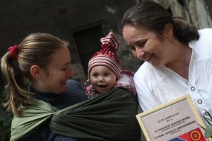 Tóthné Hasilló Annamária egri szülésznő az Év Bábája 2011-ben